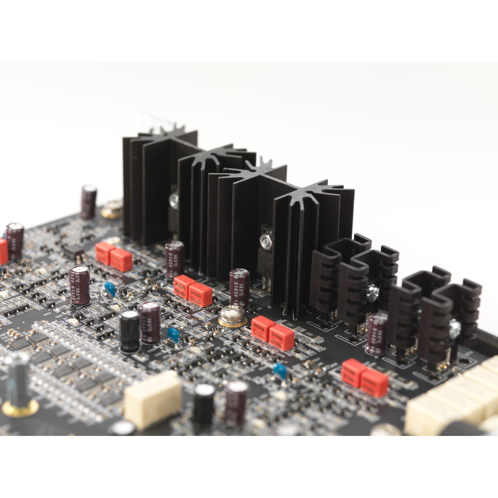 526 DualMonaural Preamplifier for Digital and Analog Sources